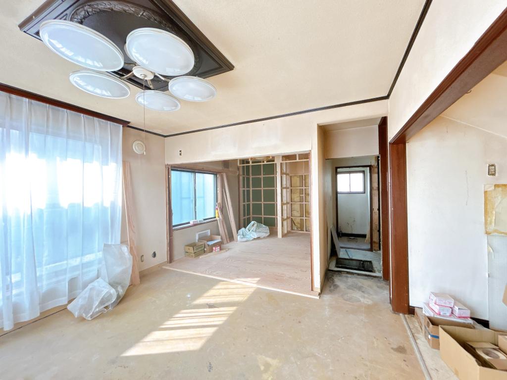 【リフォーム中】帯広市西13条南40丁目 内観