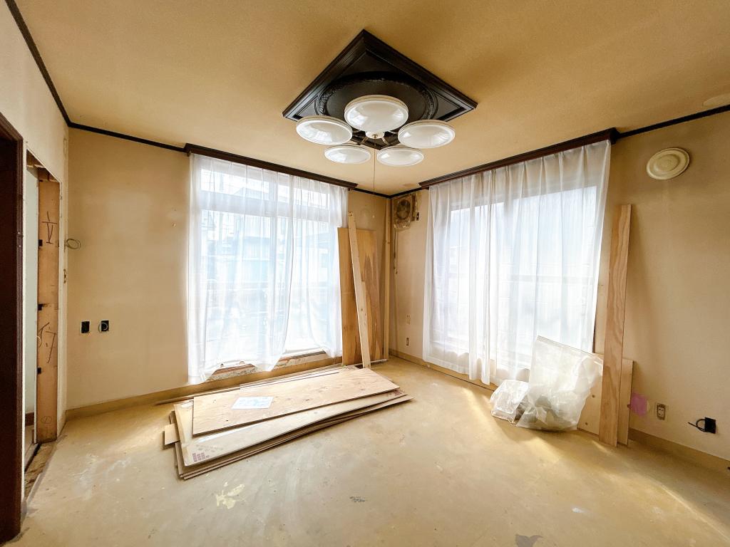 【リフォーム中】帯広市西13条南40丁目 内観