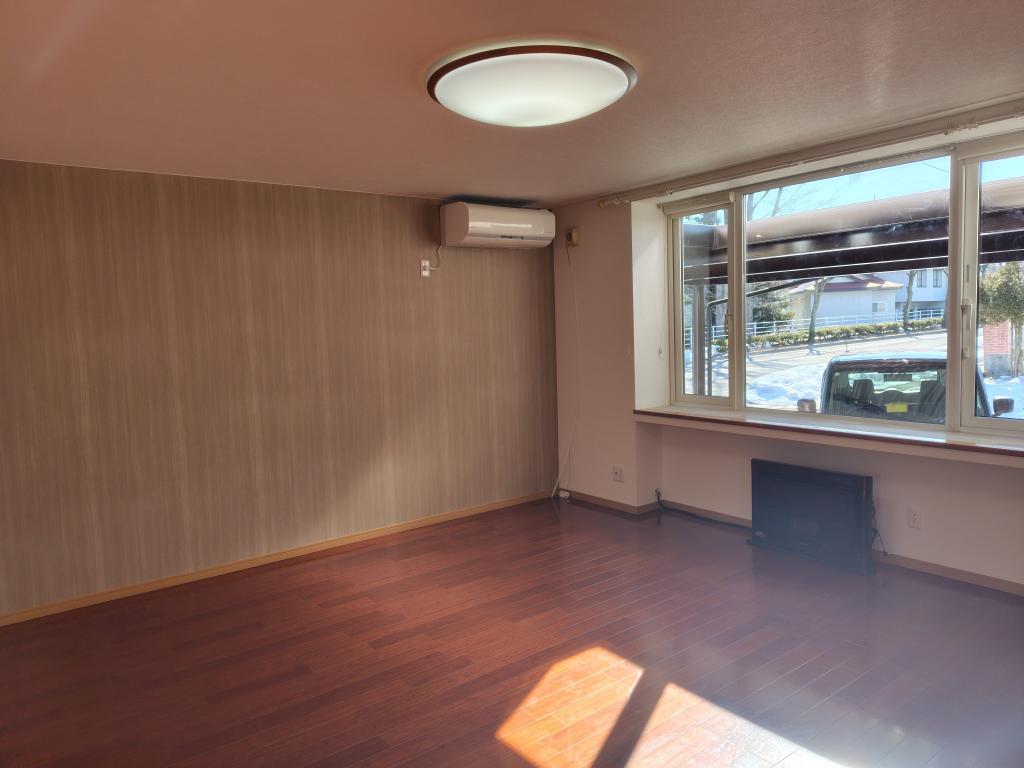 【中古住宅・内外装リフォーム済】幕別町札内新北町64-7 内観