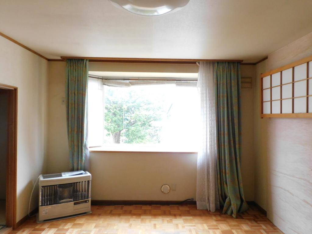 【価格改定】帯広市西18条南4丁目　店舗併用住宅（土地面積 約57坪・延床面積 約33坪） 内観