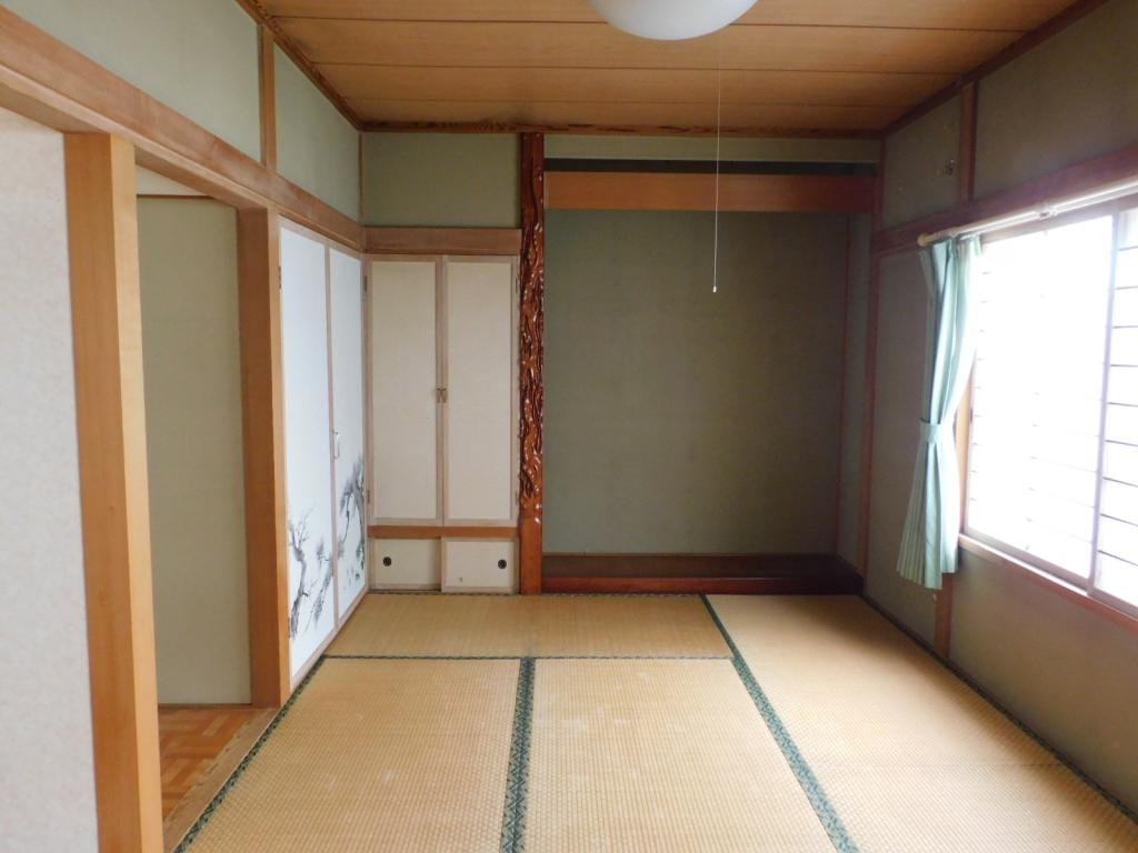【価格改定】帯広市西18条南4丁目　店舗併用住宅（土地面積 約57坪・延床面積 約33坪） 内観