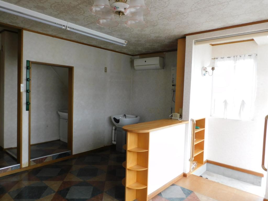 【価格改定】帯広市西18条南4丁目　店舗併用住宅（土地面積 約57坪・延床面積 約33坪） 内観