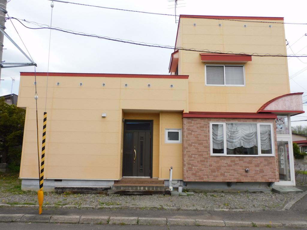 【価格改定】帯広市西18条南4丁目　店舗併用住宅（土地面積 約57坪・延床面積 約33坪） 内観