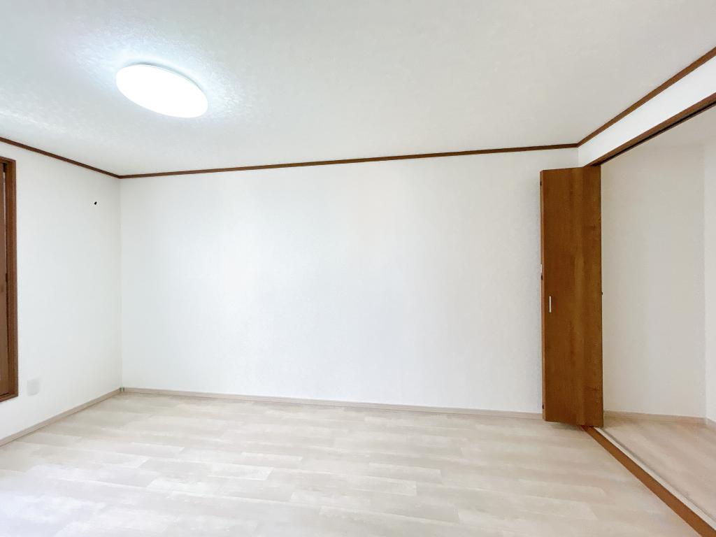 【リフォーム中】帯広市西20条南2丁目 内観