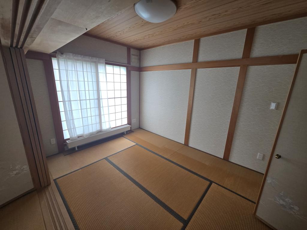 新得町屈足＿二世帯中古住宅 内観