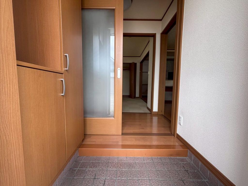 西１９条南５丁目　中古戸建  内観