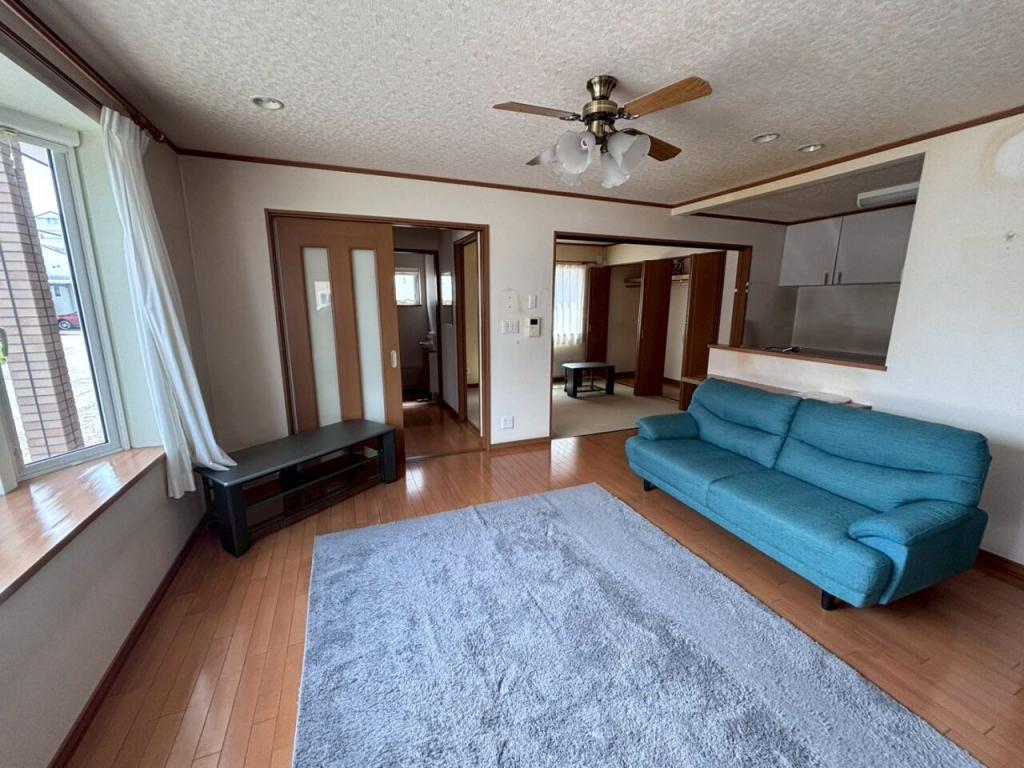 西１９条南５丁目　中古戸建  内観