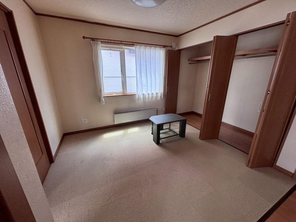 西１９条南５丁目　中古戸建  内観