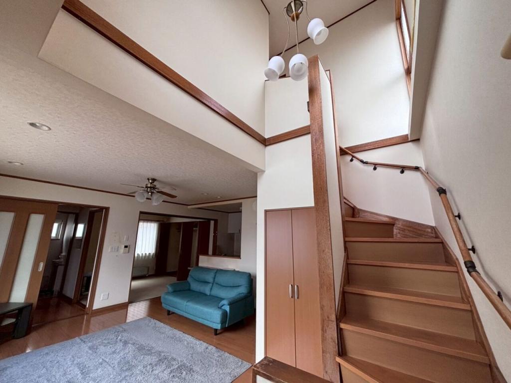 西１９条南５丁目　中古戸建  内観