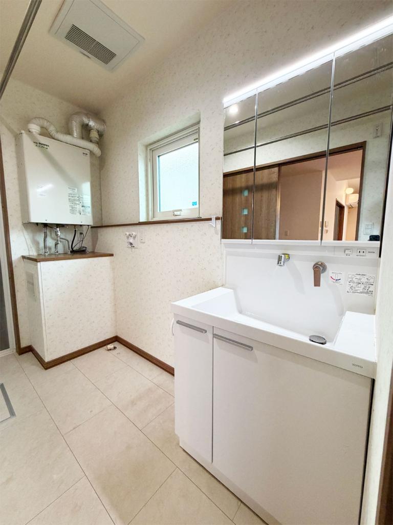 【価格変更】南東角地　築11年　3LDK 平屋 中古住宅　西17条北2丁目 内観