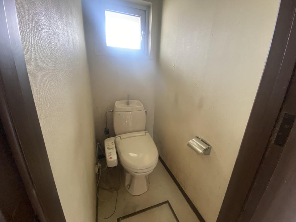 ※価格改定　【リフォーム用住宅】帯広市西22条南4丁目　森の里小徒歩７分・緑園中徒歩５分 内観