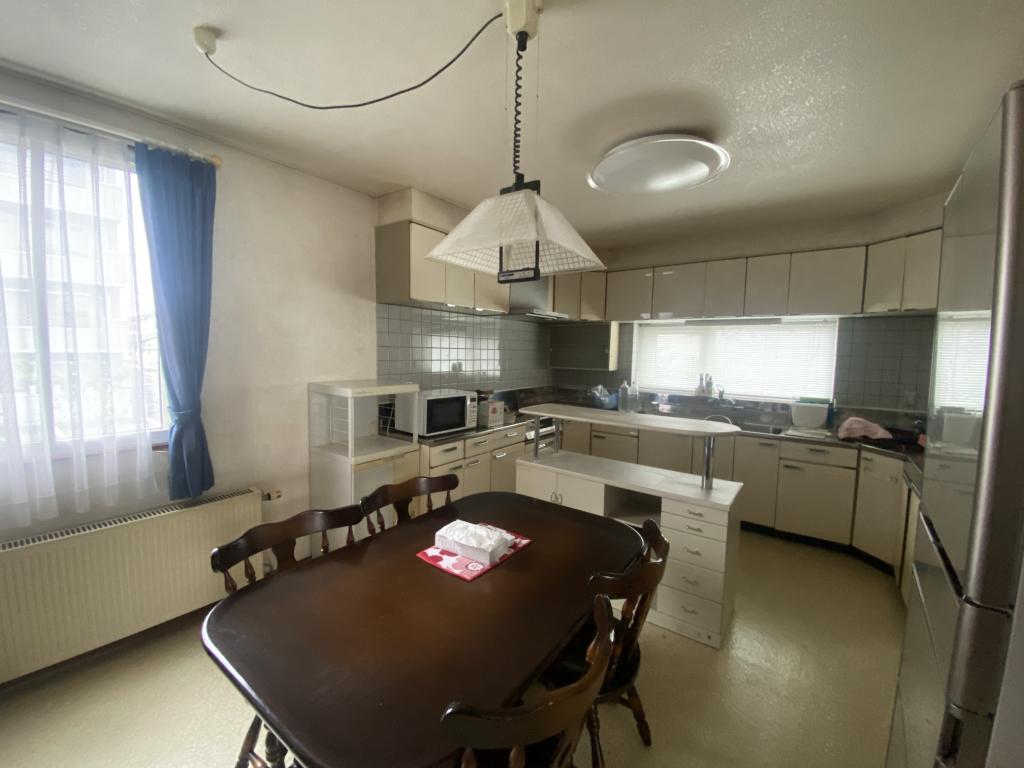 西20条南4丁目　中古住宅 内観