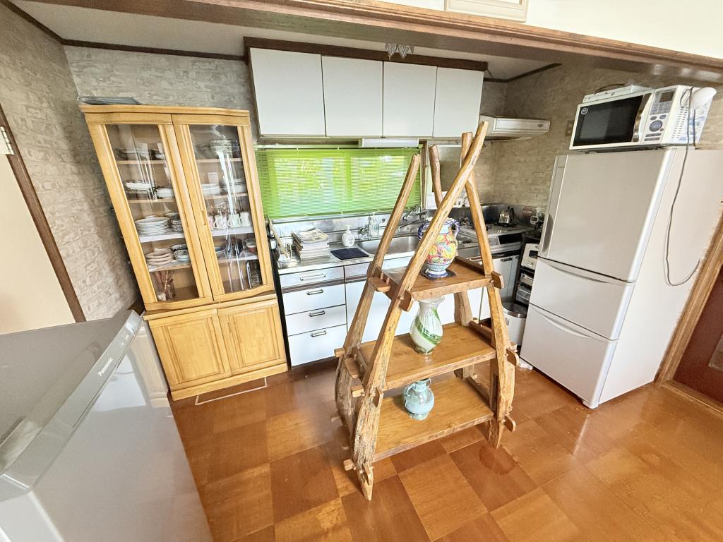 札内桂町のリノベ向き中古住宅♪延床42坪 内観