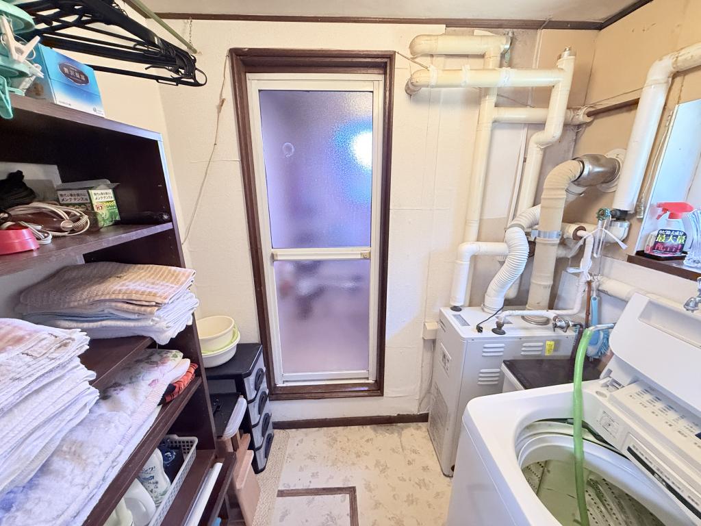 札内桂町のリノベ向き中古住宅♪延床42坪 内観