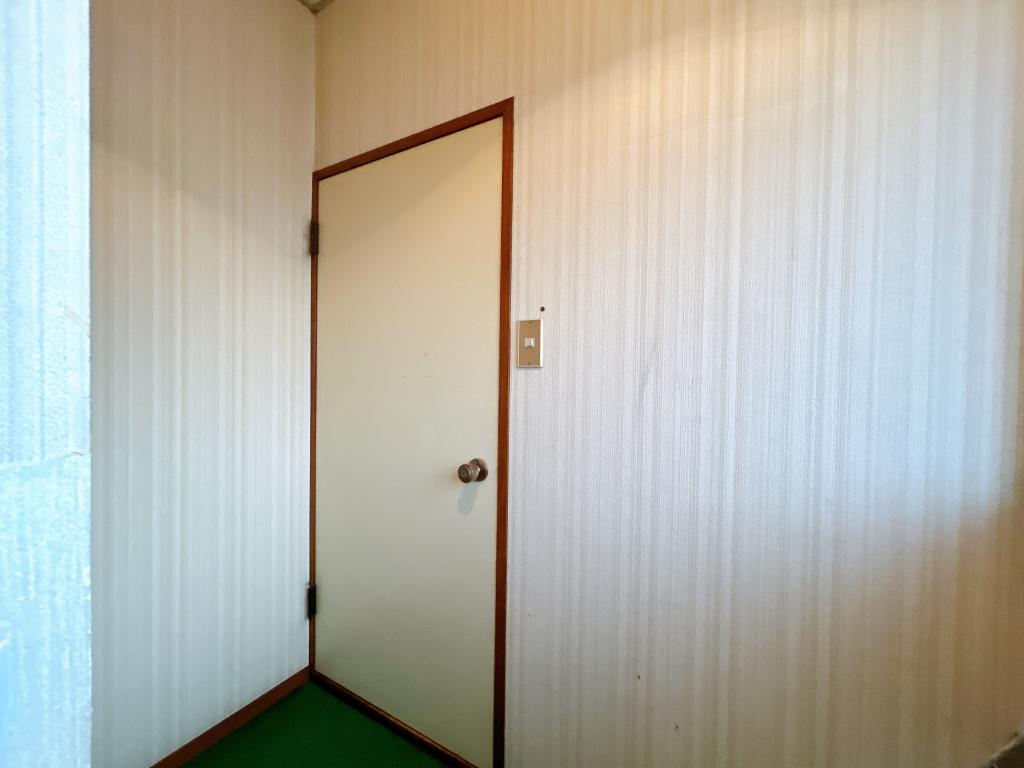 【外装リフォーム中】帯広市西21条南2丁目 内観