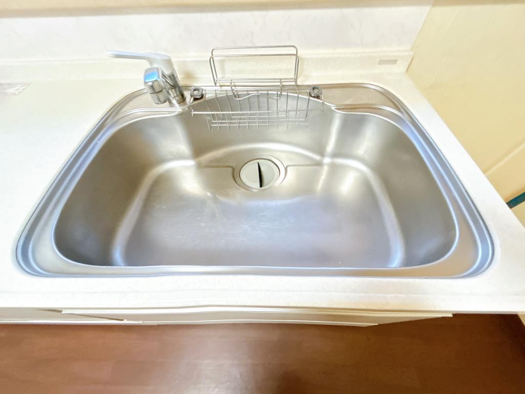 【外装リフォーム中】帯広市西21条南2丁目 内観