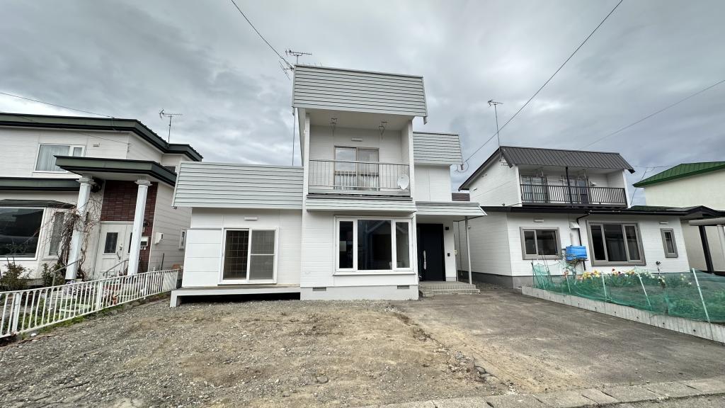 価格更新【和を活かしたリフォーム住宅】　西13条北5丁目