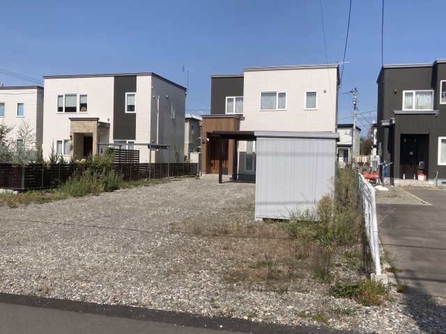東１３条南３丁目【南道路付！２０１７年築★４ＬＤＫ一戸建！】 内観