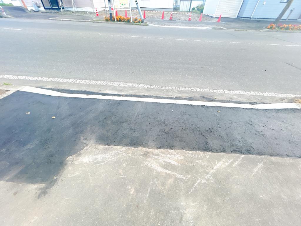 【外構追加工事中・舗装切り下予定・内装RF済】帯広市西19条南2丁目  内観
