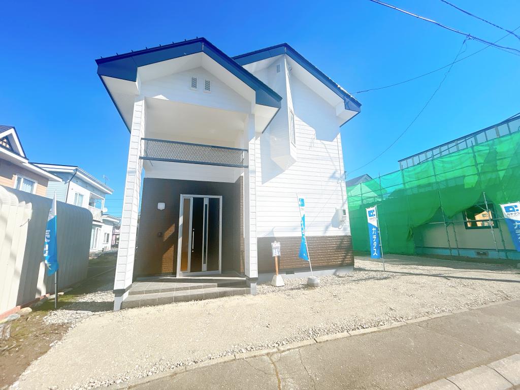 【外構工事管完了・人工芝仕上げ・内装追加リフォーム中】帯広市西23条南4丁目24-17 
