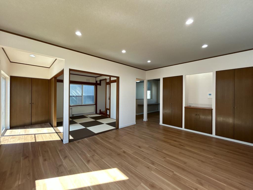 【内装リフォーム中】帯広市西６条南40丁目　 