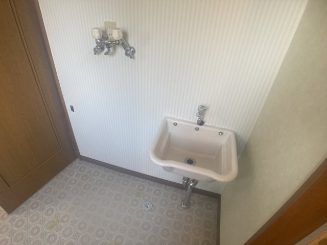 芽室町本通南８丁目※商談中【芽室町の４ＬＤＫの中古住宅登場！】 内観