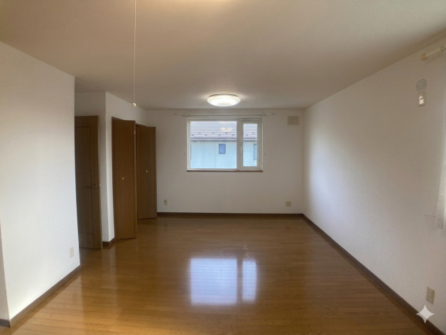 芽室町本通南８丁目※商談中【芽室町の４ＬＤＫの中古住宅登場！】 内観