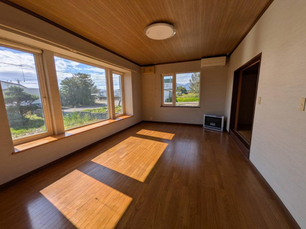 清水町本通中古住宅 -リフォーム済み- 内観