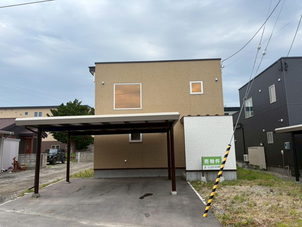 ★中古住宅★　帯広市西6条南33丁目　※仲介手数料無料※ 内観