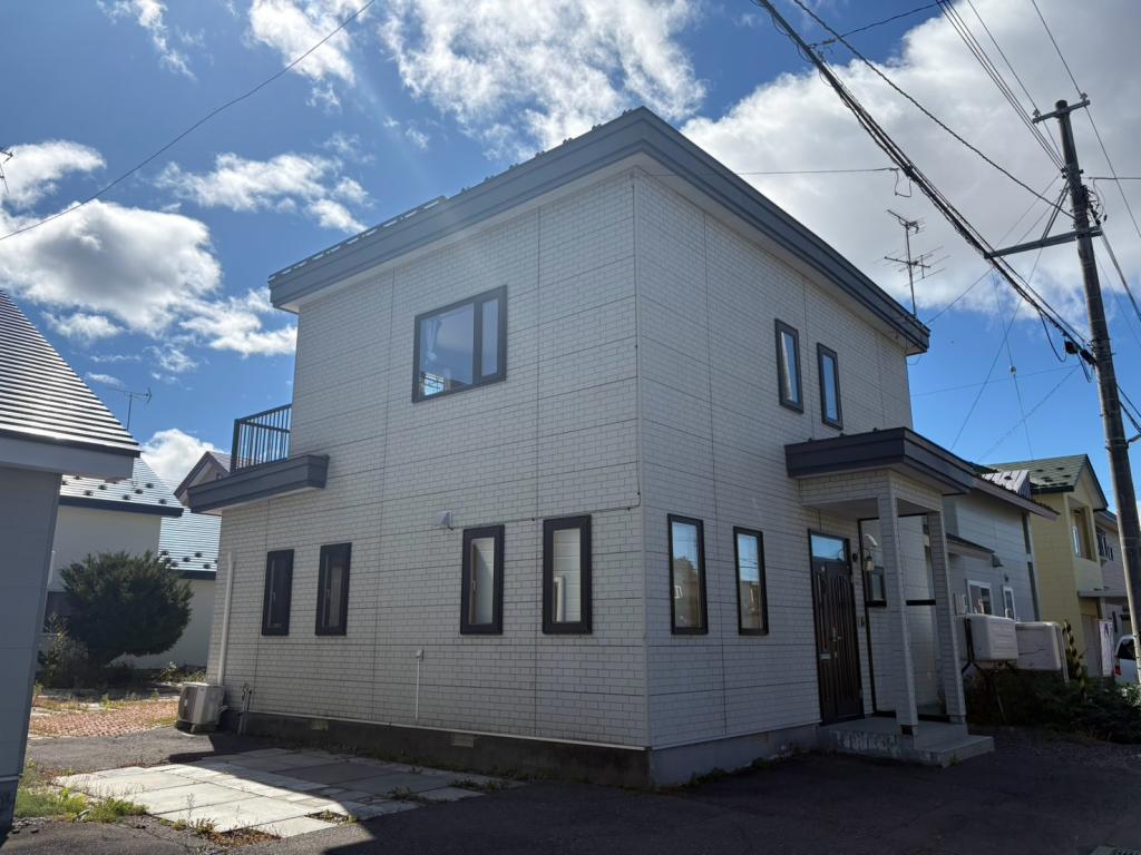 ★中古住宅★　帯広市西16条北3丁目　3LDK→4LDKにリフォーム可能です！ 内観