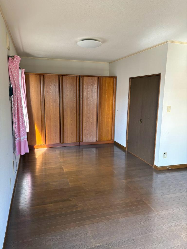 ★中古住宅★　帯広市西16条北3丁目　3LDK→4LDKにリフォーム可能です！ 内観
