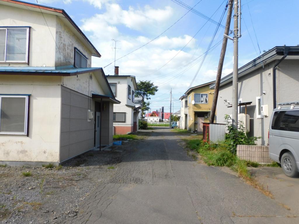 帯広市西12条南10丁目　売土地（約81坪）建築条件なし※解体更地渡し 内観
