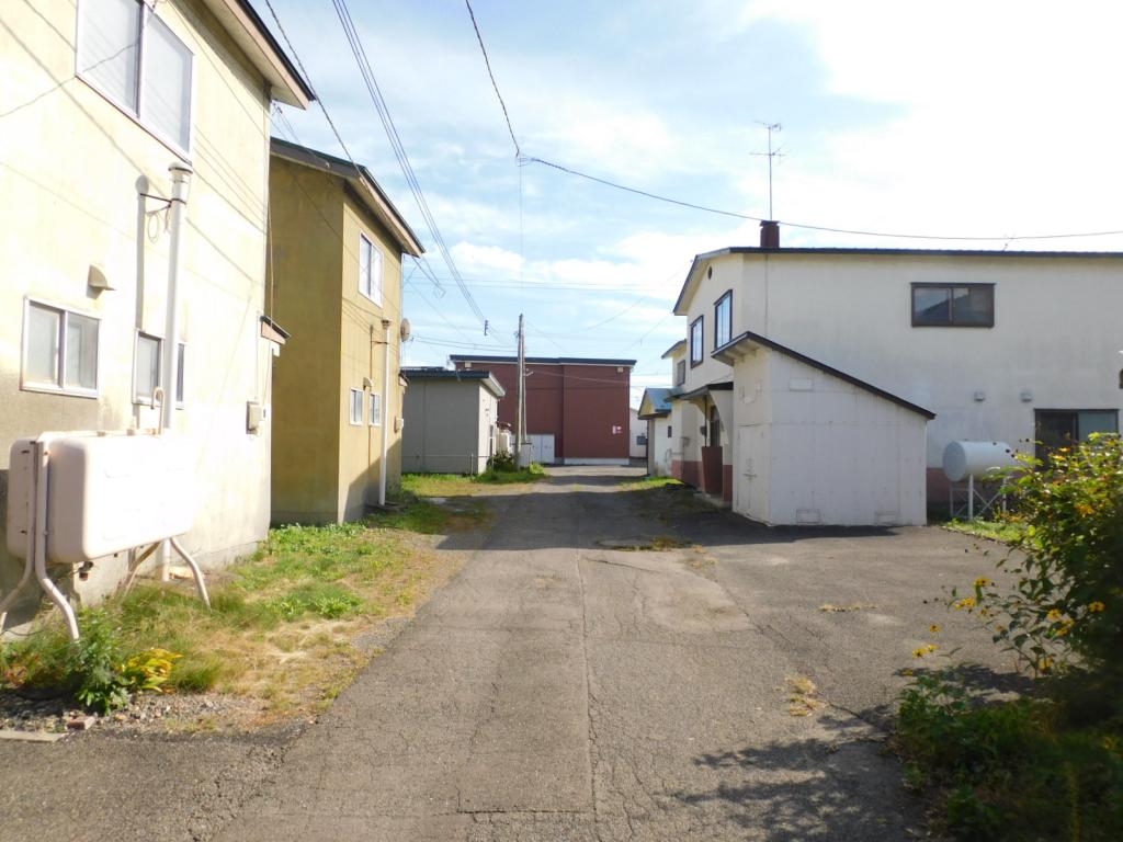 帯広市西12条南10丁目　売土地（約81坪）建築条件なし※解体更地渡し 内観