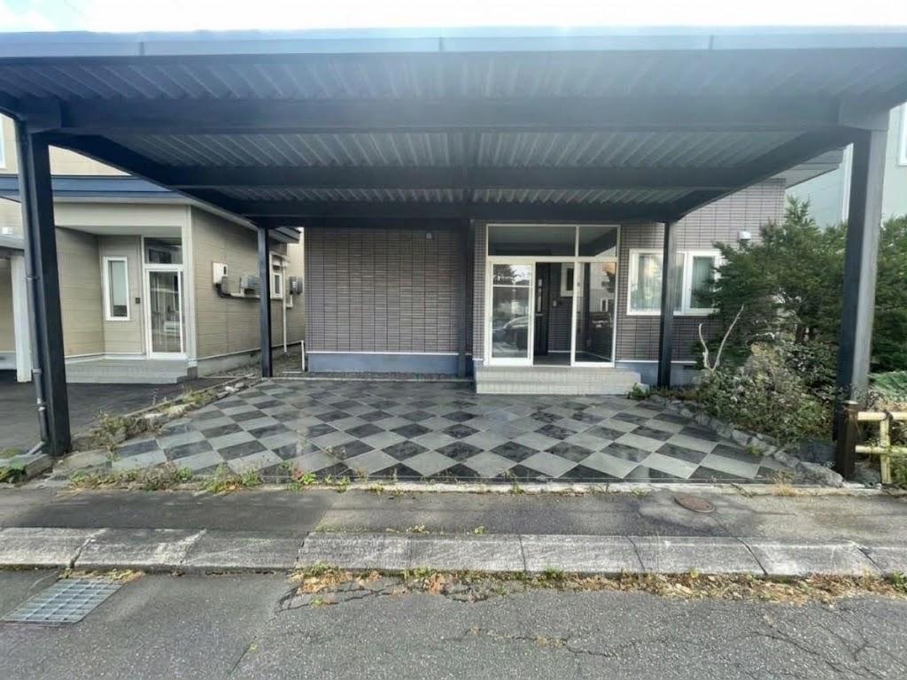 西２２南４＿中古住宅 内観