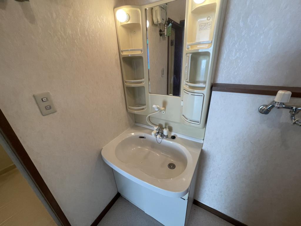 西２２南４＿中古住宅 内観
