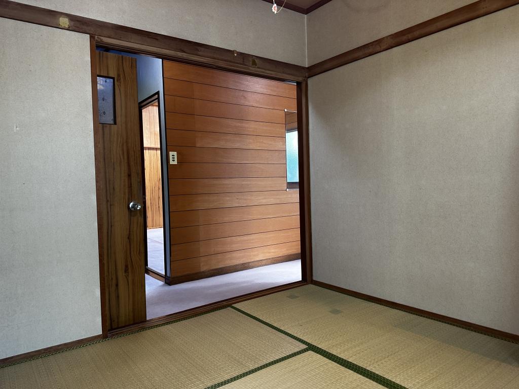 中川郡幕別町旭町　中古住宅 内観