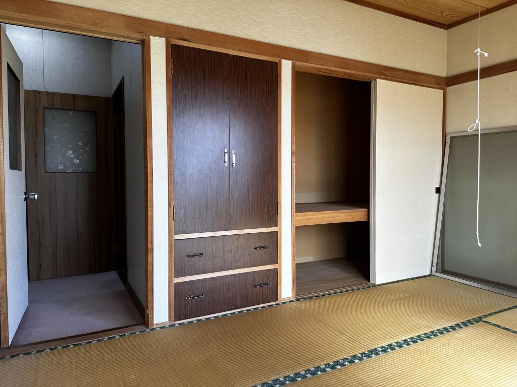 中川郡幕別町旭町　中古住宅 内観