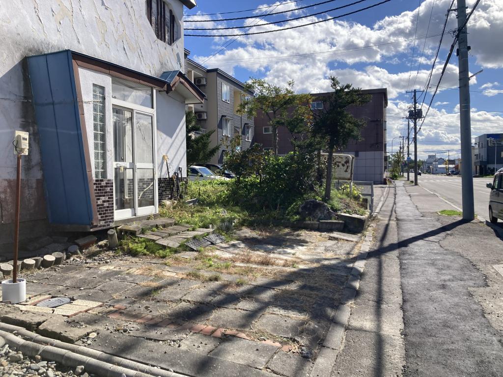 【売土地】解体更地渡し　約54坪　東2条南21丁目　建築条件無し 内観