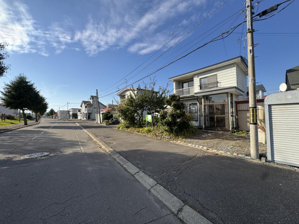 西２３条南１　売土地※解体更地渡し※ 内観