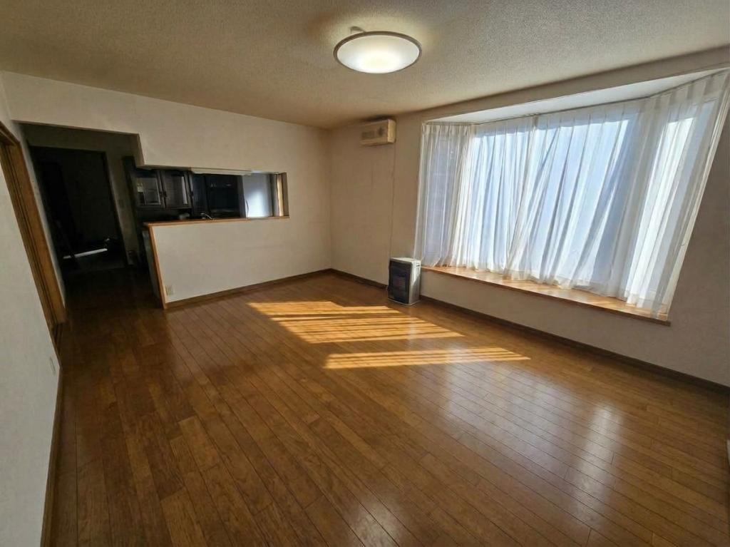 東2南20＿中古住宅 内観
