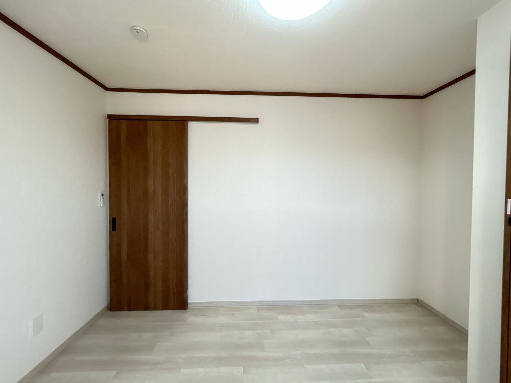 【リフォーム中】帯広市西20条南2丁目25-5 内観
