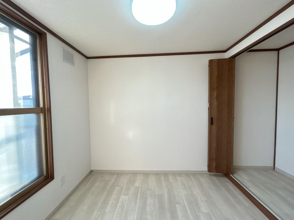 【リフォーム中】帯広市西20条南2丁目25-5 内観
