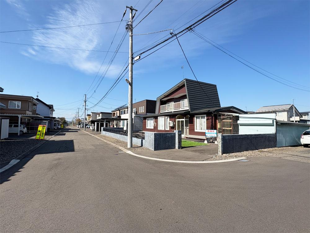南東角地108坪｜緑陽台南区｜4LDK｜スマートキー玄関・窓リフォーム済の高台住宅 内観