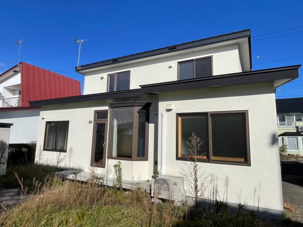 ★中古住宅★　帯広市西13条北8丁目　R4年にフルリフォーム済 内観