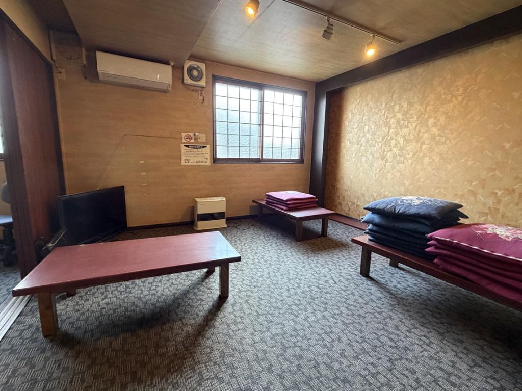 【稲田通沿い】西１４南３５　店舗兼住宅【居抜き可】 内観