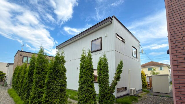 【価格改定】東11条南10丁目　デザイナーズ中古戸建 内観