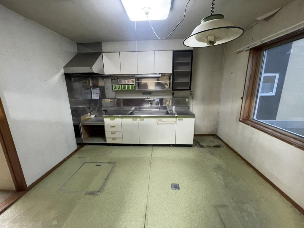 ♪公園至近・南道路♪西１８南５＿中古住宅 内観