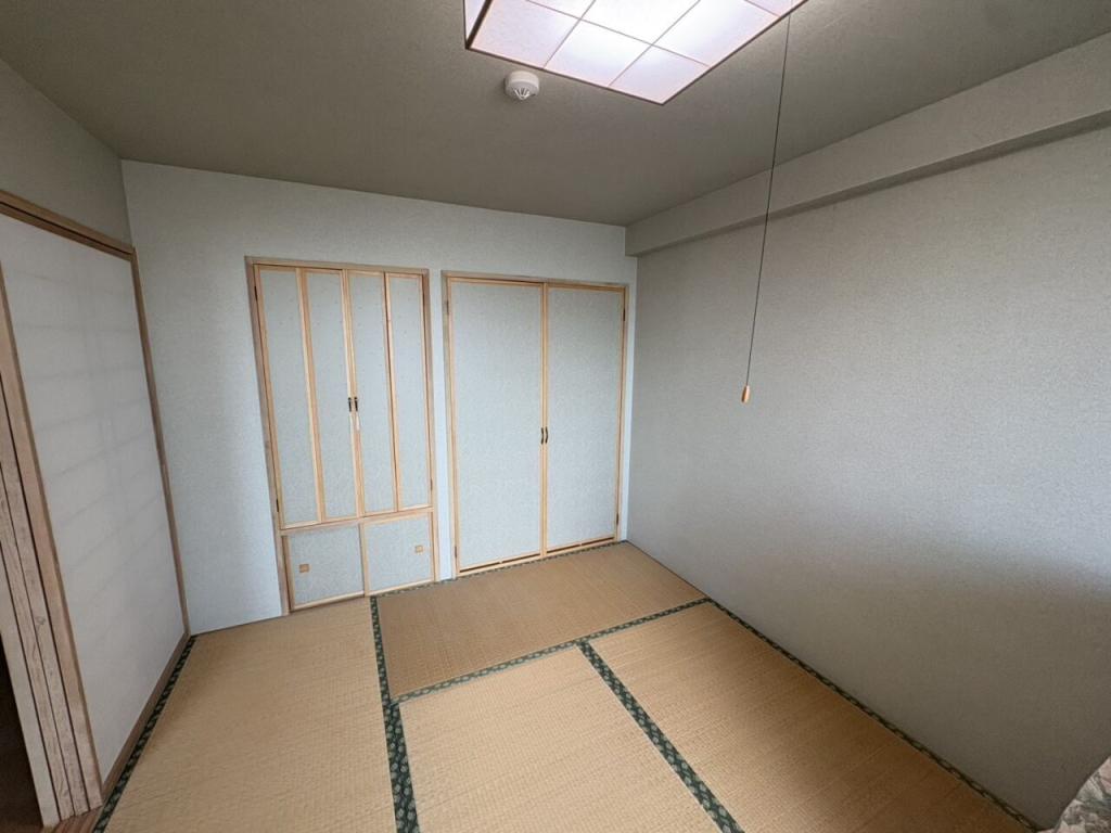 リブウェル大通　１００６号室 内観