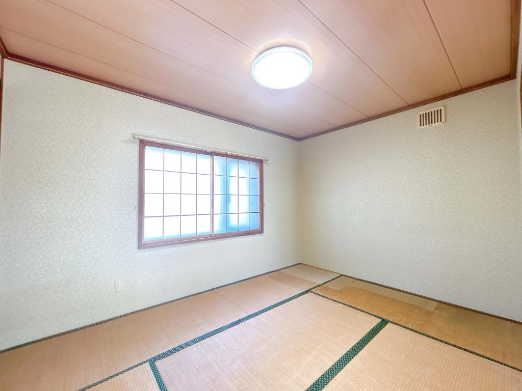 【駐車拡張工事中】帯広市西23条南4丁目 内観
