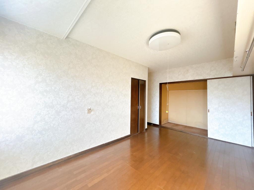 【駐車拡張工事中】帯広市西23条南4丁目 内観